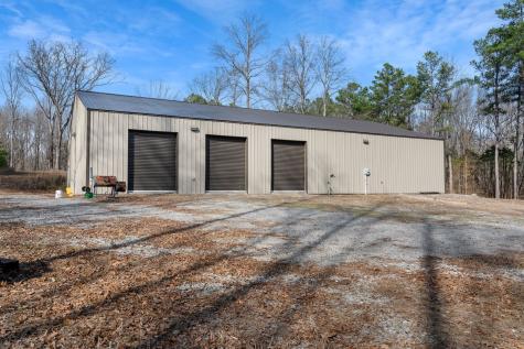 1425 Old Stage Road Charlotte TN 37036