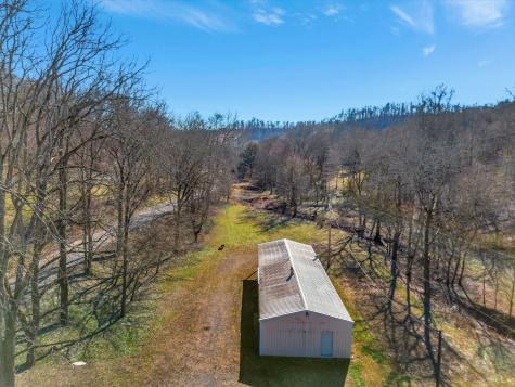 1919 Bartlett Hollow Road Petersburg TN 37144