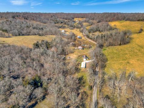 1919 Bartlett Hollow Road Petersburg TN 37144