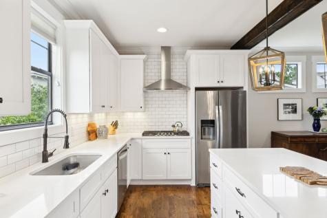 909 47th Ave, N Nashville TN 37209