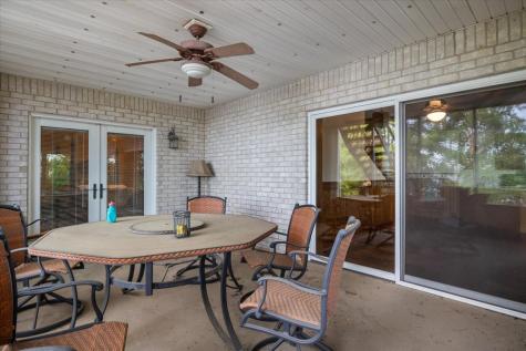 867 River Oaks Drive Big Sandy TN 38221