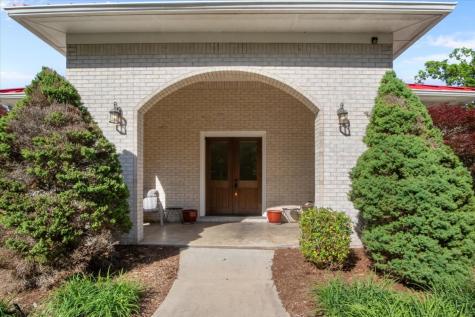 867 River Oaks Drive Big Sandy TN 38221