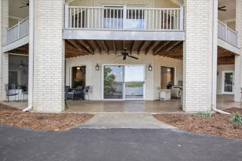867 River Oaks Drive Big Sandy TN 38221