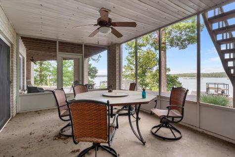 867 River Oaks Drive Big Sandy TN 38221