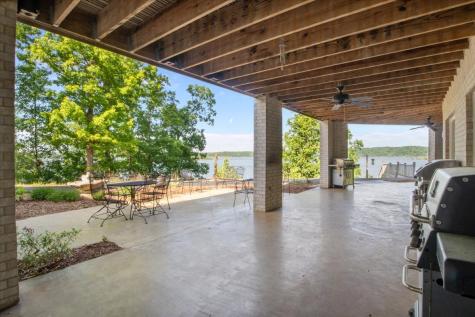 867 River Oaks Drive Big Sandy TN 38221
