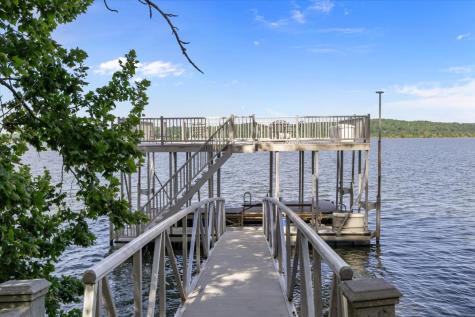 867 River Oaks Drive Big Sandy TN 38221