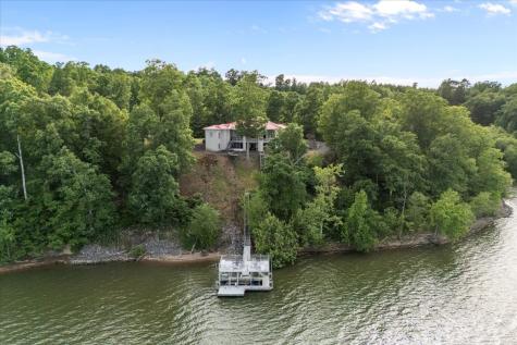 867 River Oaks Drive Big Sandy TN 38221