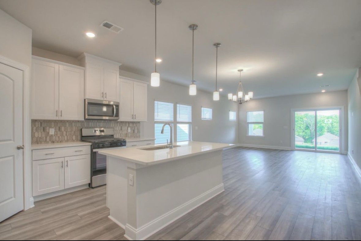 1275 Dutch Peak Lebanon TN 37090