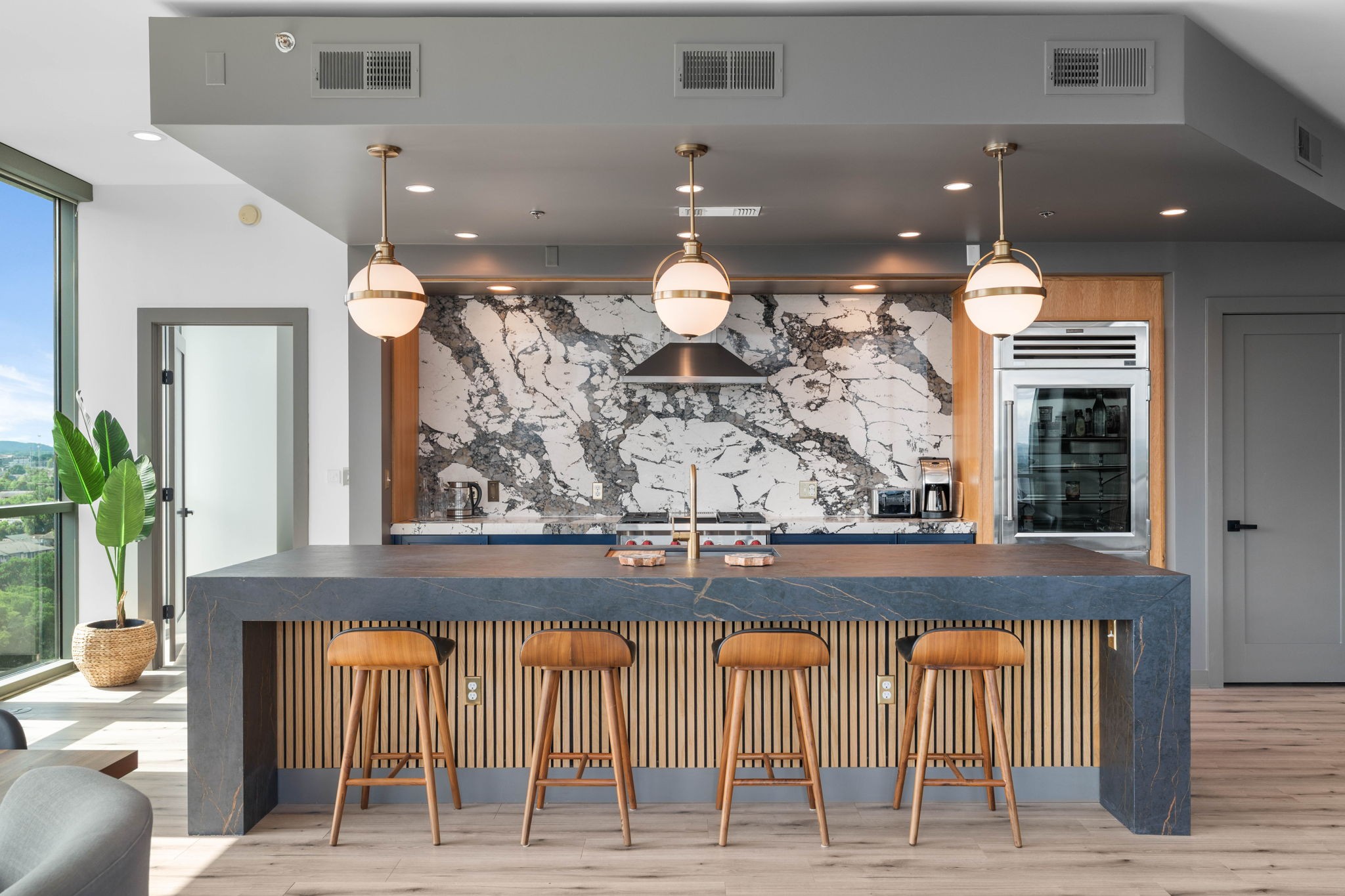 Nashville TN, 900 20TH Avenue S, Unit 1601