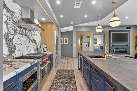 900 20th Ave, S Nashville TN 37212