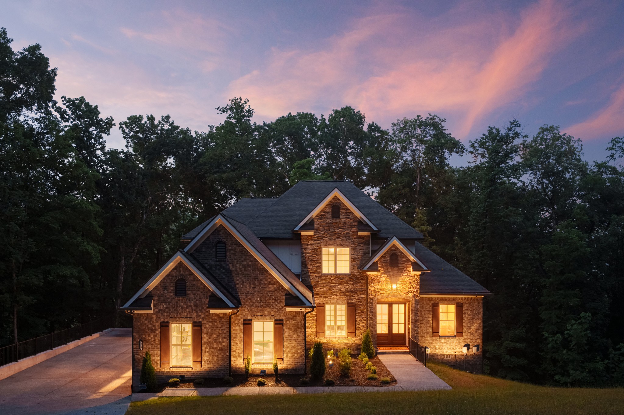 7567 Hallows Drive Nashville TN 37221