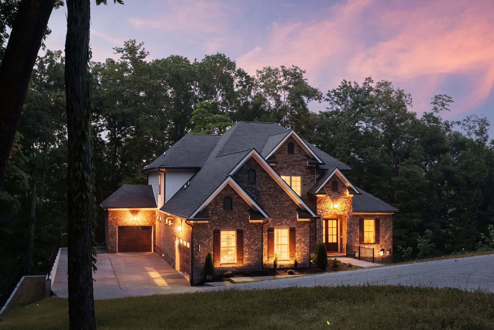 7567 Hallows Drive Nashville TN 37221