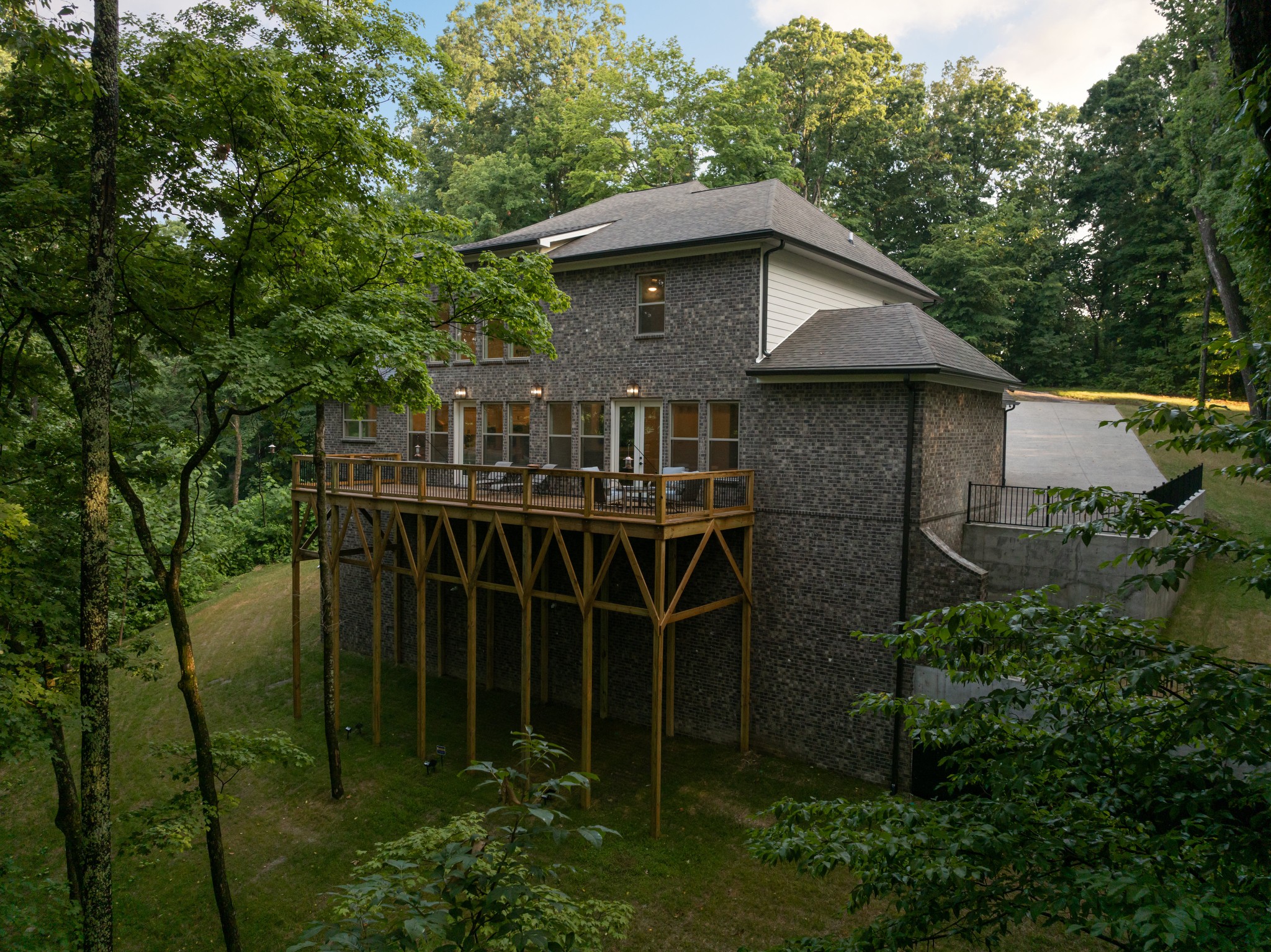 7567 Hallows Drive Nashville TN 37221