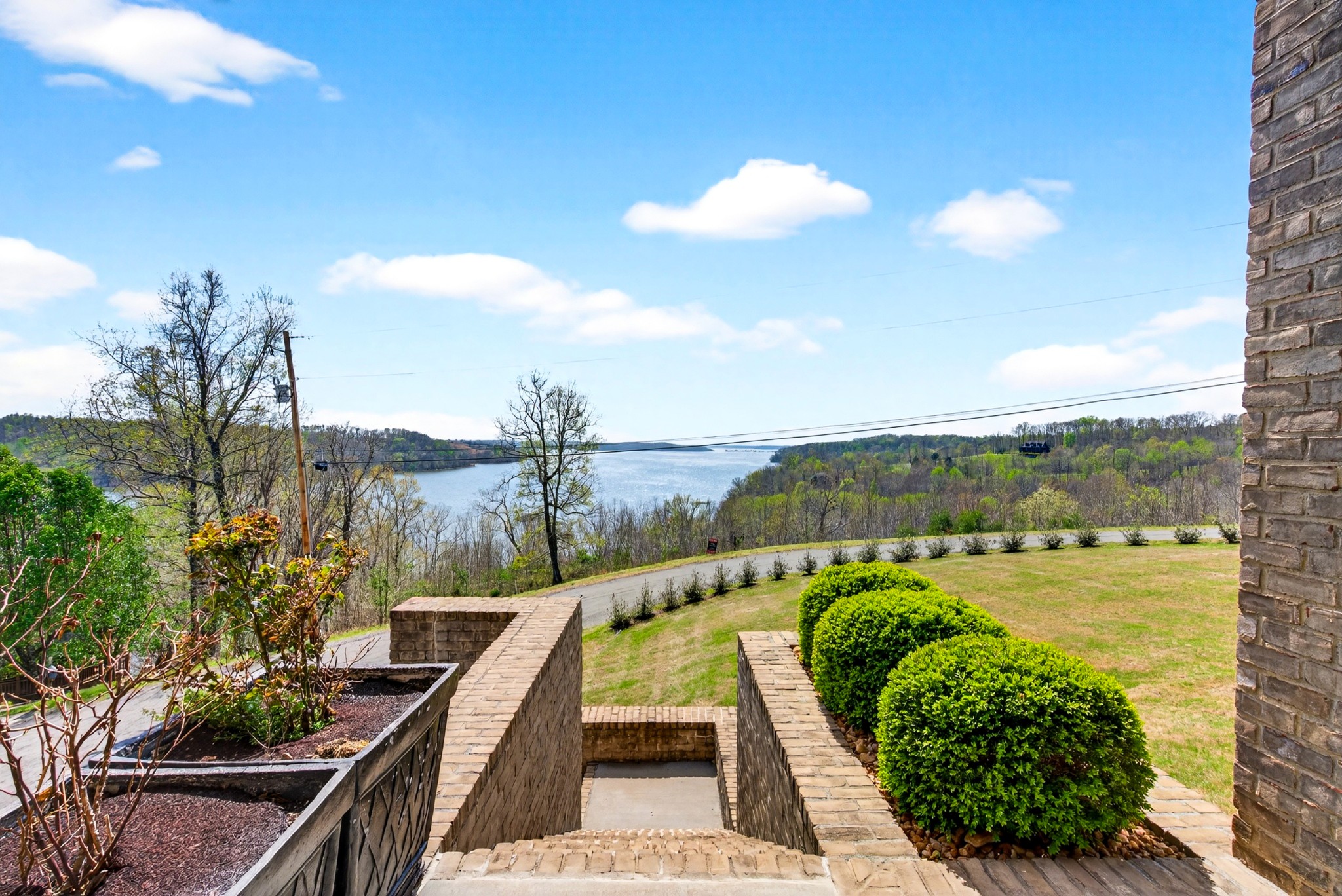 501 River Trace Drive Dover TN 37058