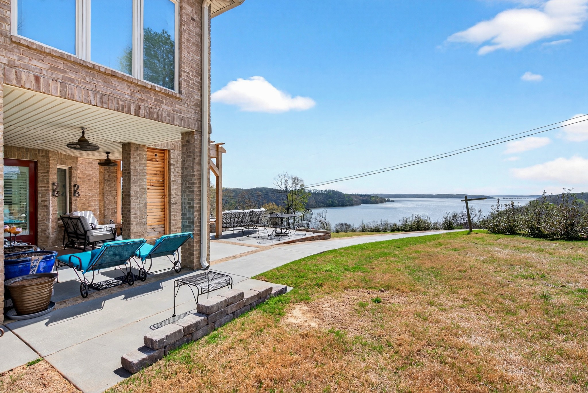 501 River Trace Drive Dover TN 37058