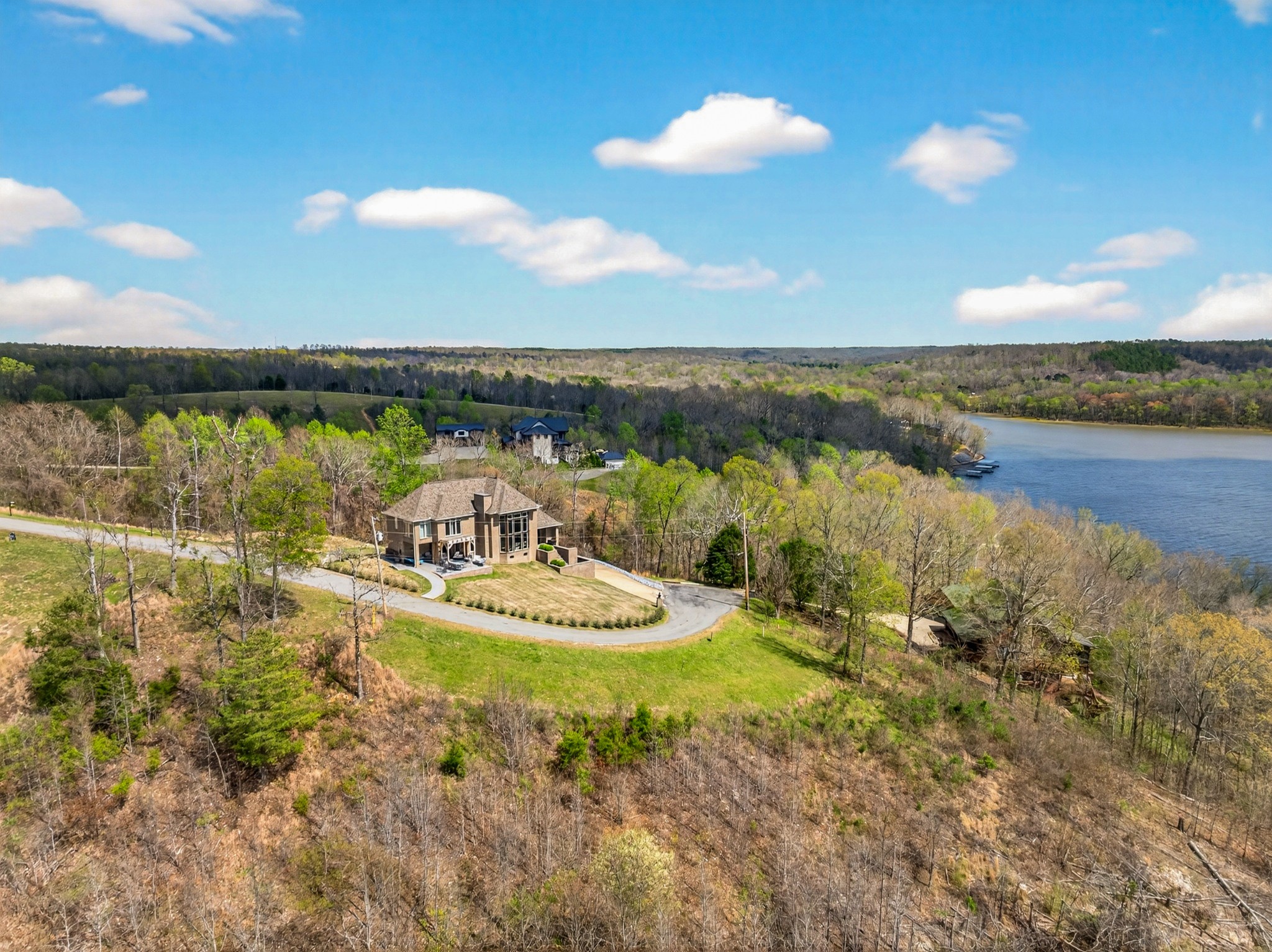 501 River Trace Drive Dover TN 37058