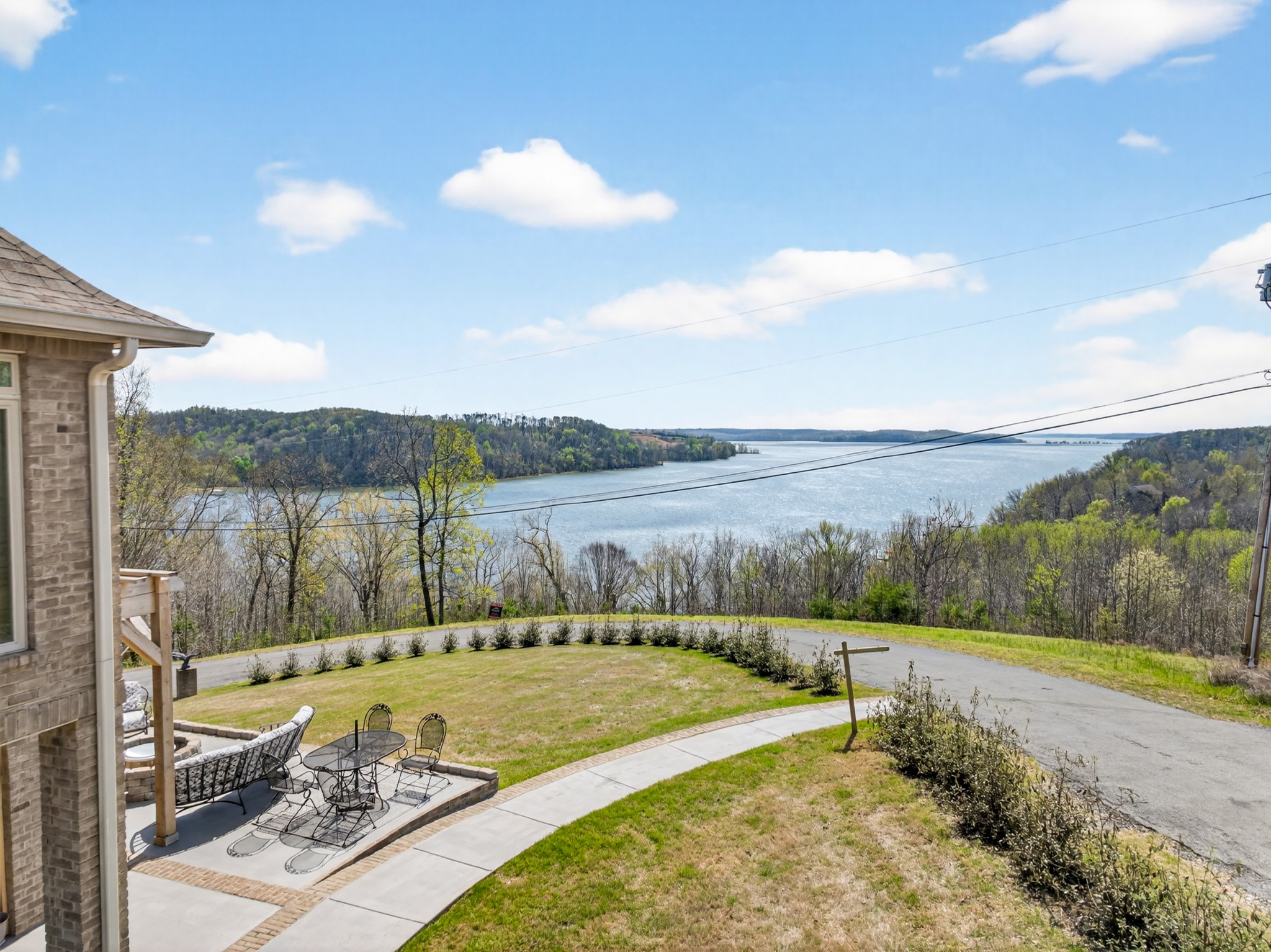 501 River Trace Drive Dover TN 37058