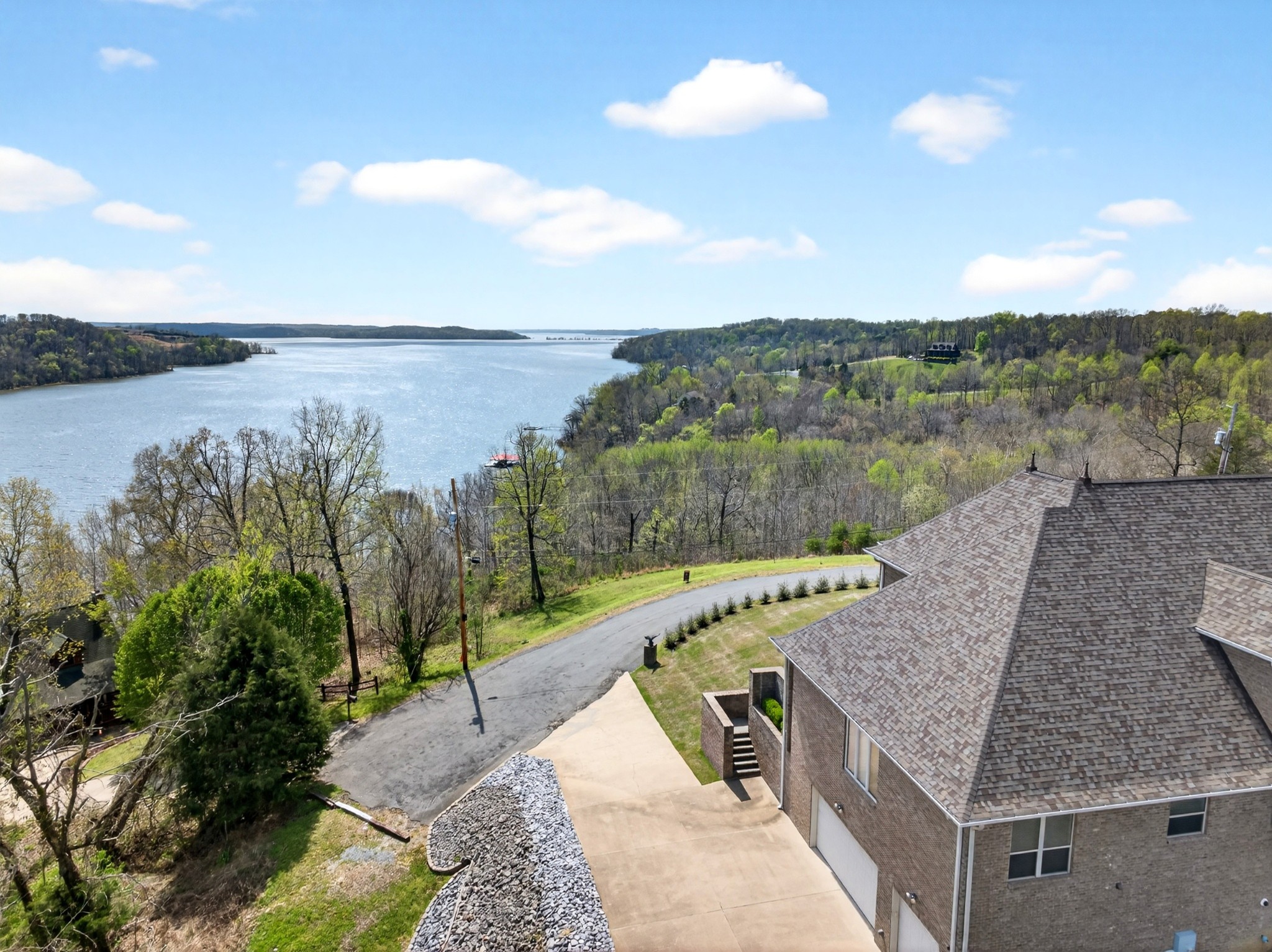 501 River Trace Drive Dover TN 37058