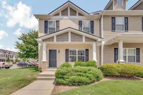 2332 New Holland Circle Murfreesboro TN 37128