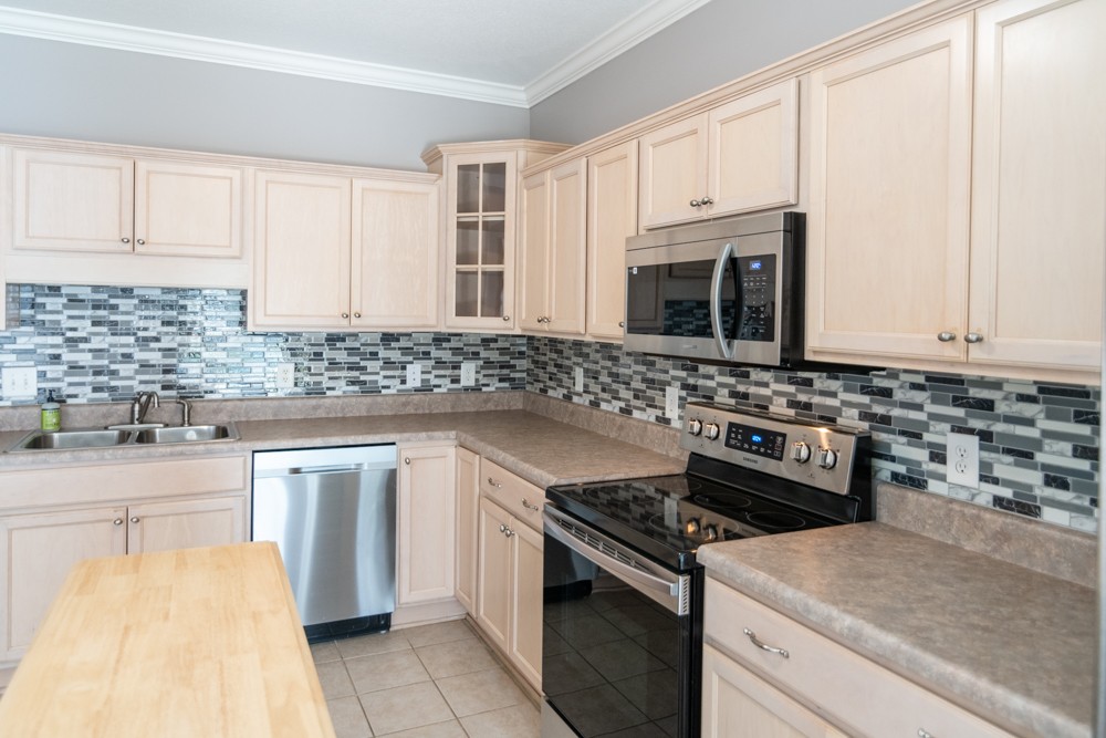 217 Hillcrest Drive Clarksville TN 37043