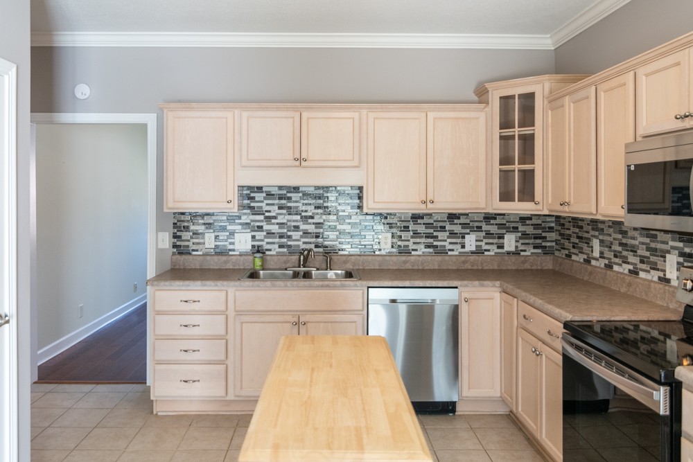 217 Hillcrest Drive Clarksville TN 37043