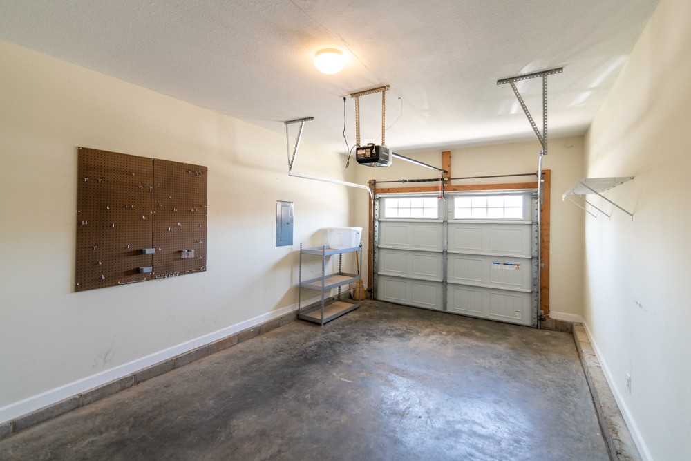 217 Hillcrest Drive Clarksville TN 37043