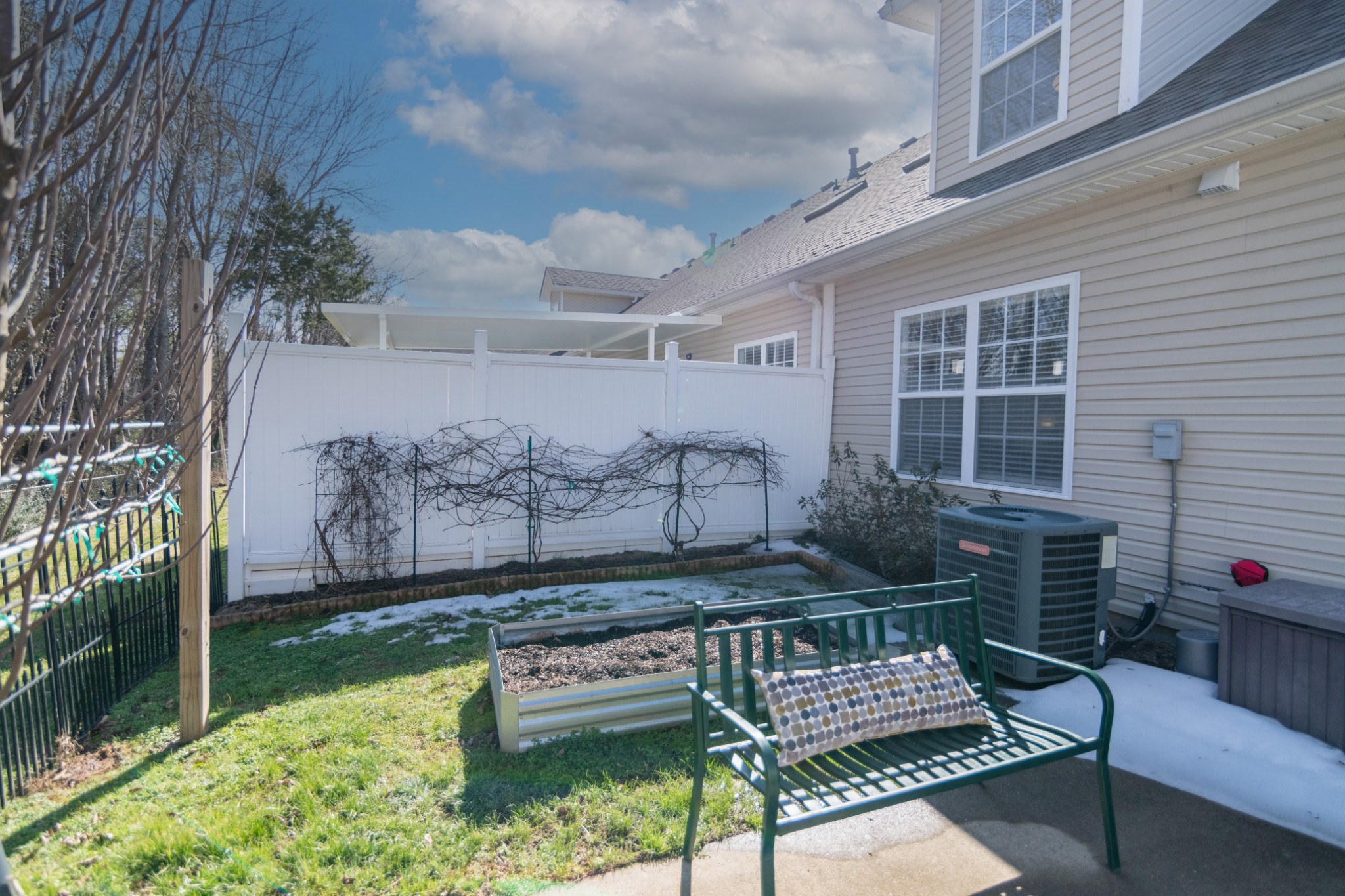 217 Hillcrest Drive Clarksville TN 37043