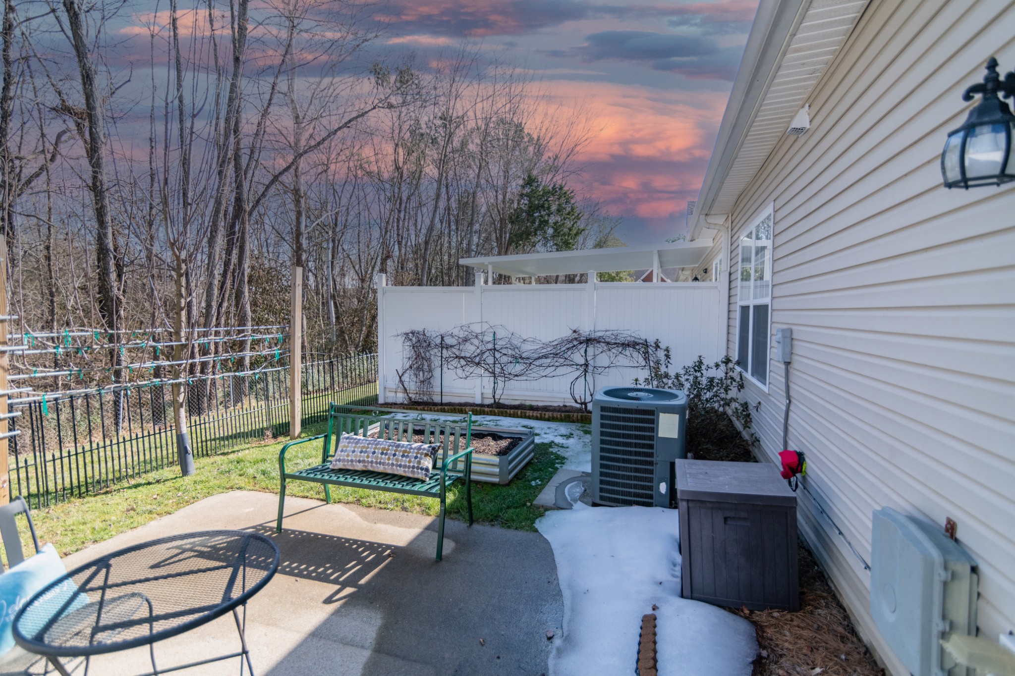 217 Hillcrest Drive Clarksville TN 37043