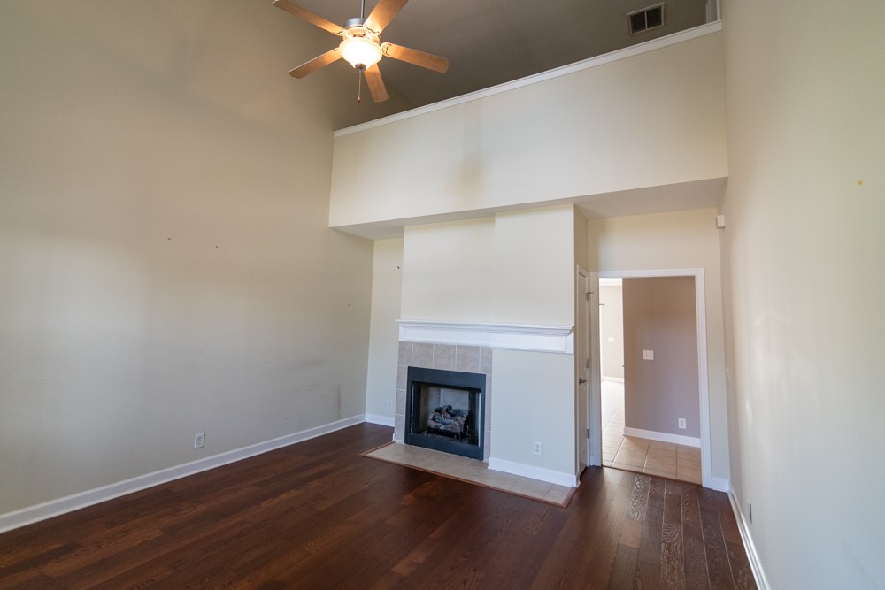 217 Hillcrest Drive Clarksville TN 37043