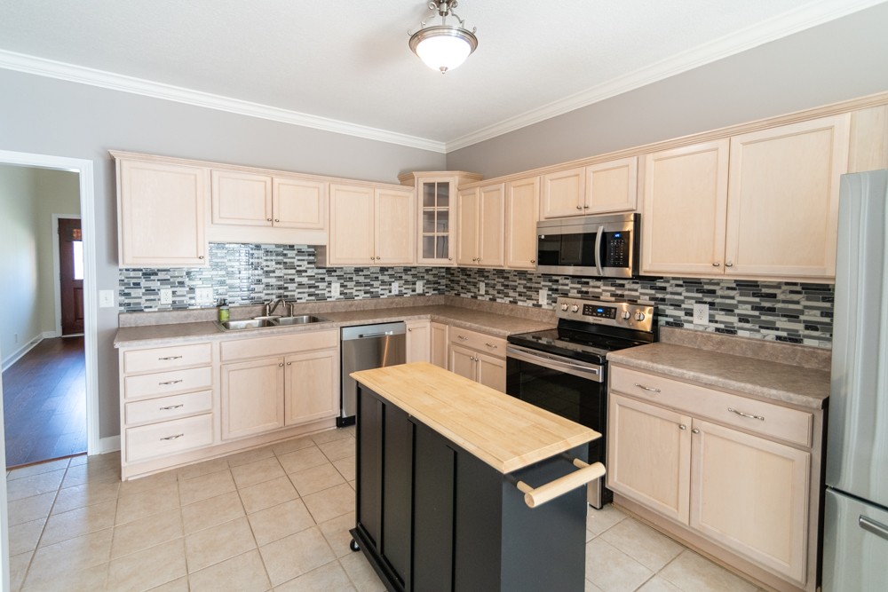 217 Hillcrest Drive Clarksville TN 37043