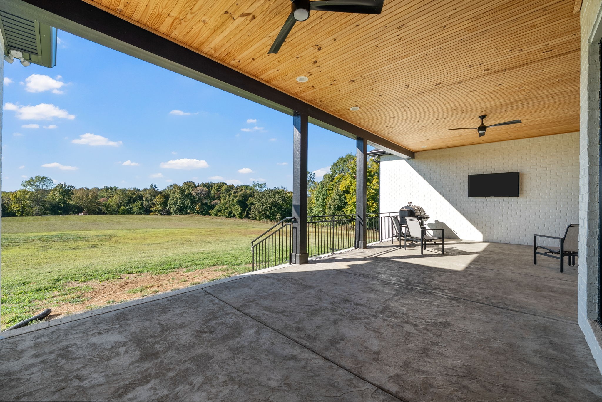 1914 Hickory Point Road Clarksville TN 37043