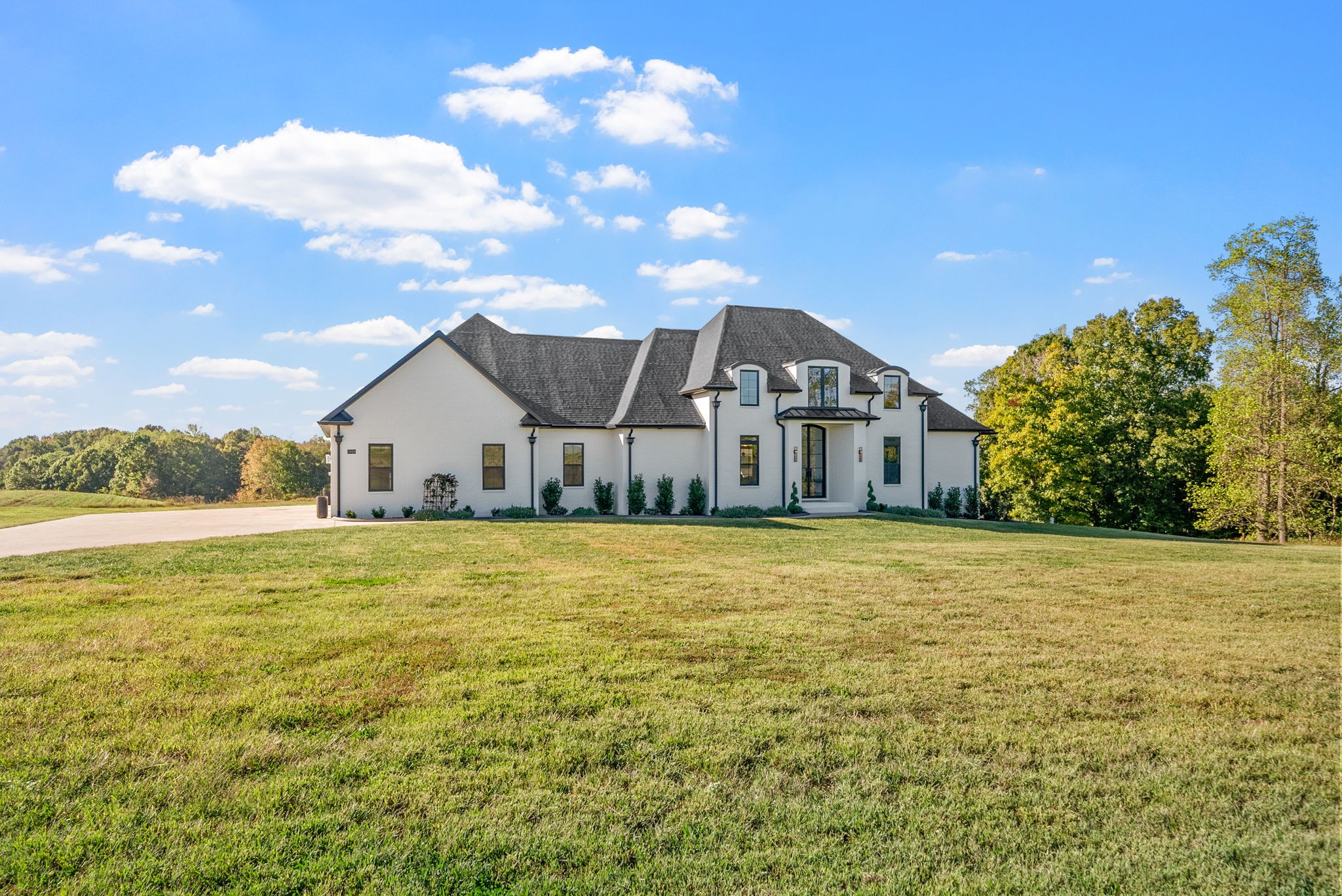1914 Hickory Point Road Clarksville TN 37043