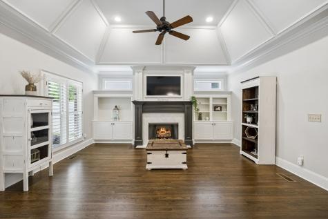 1916A Overhill Drive Nashville TN 37215