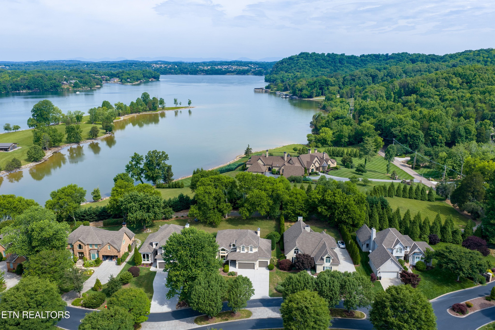 9615 Mariners Point Knoxville TN 37922