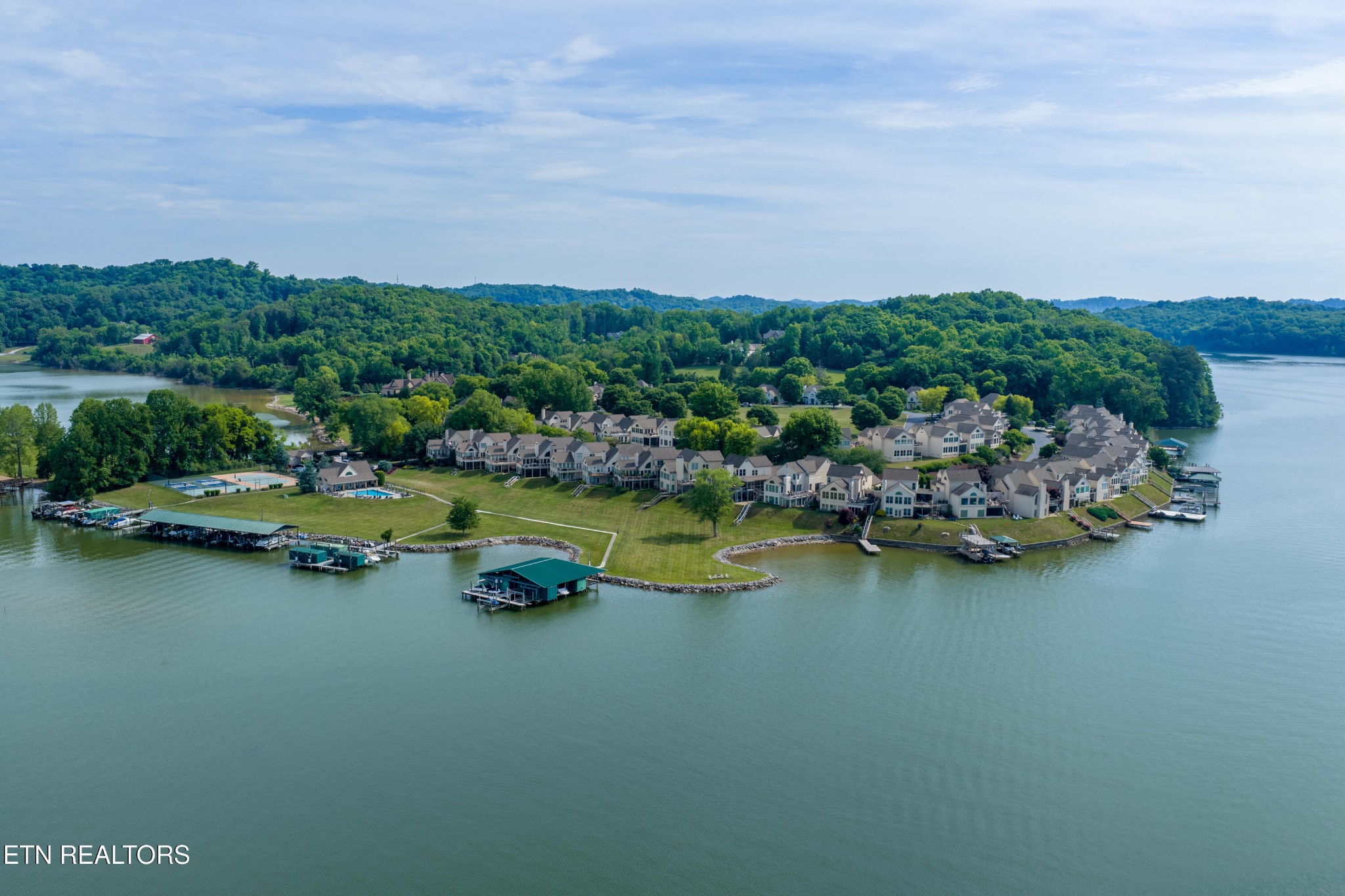 9615 Mariners Point Knoxville TN 37922