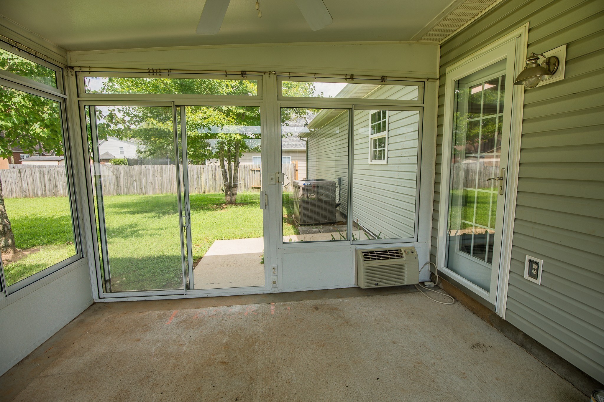 5024 Tricia Place Murfreesboro TN 37129