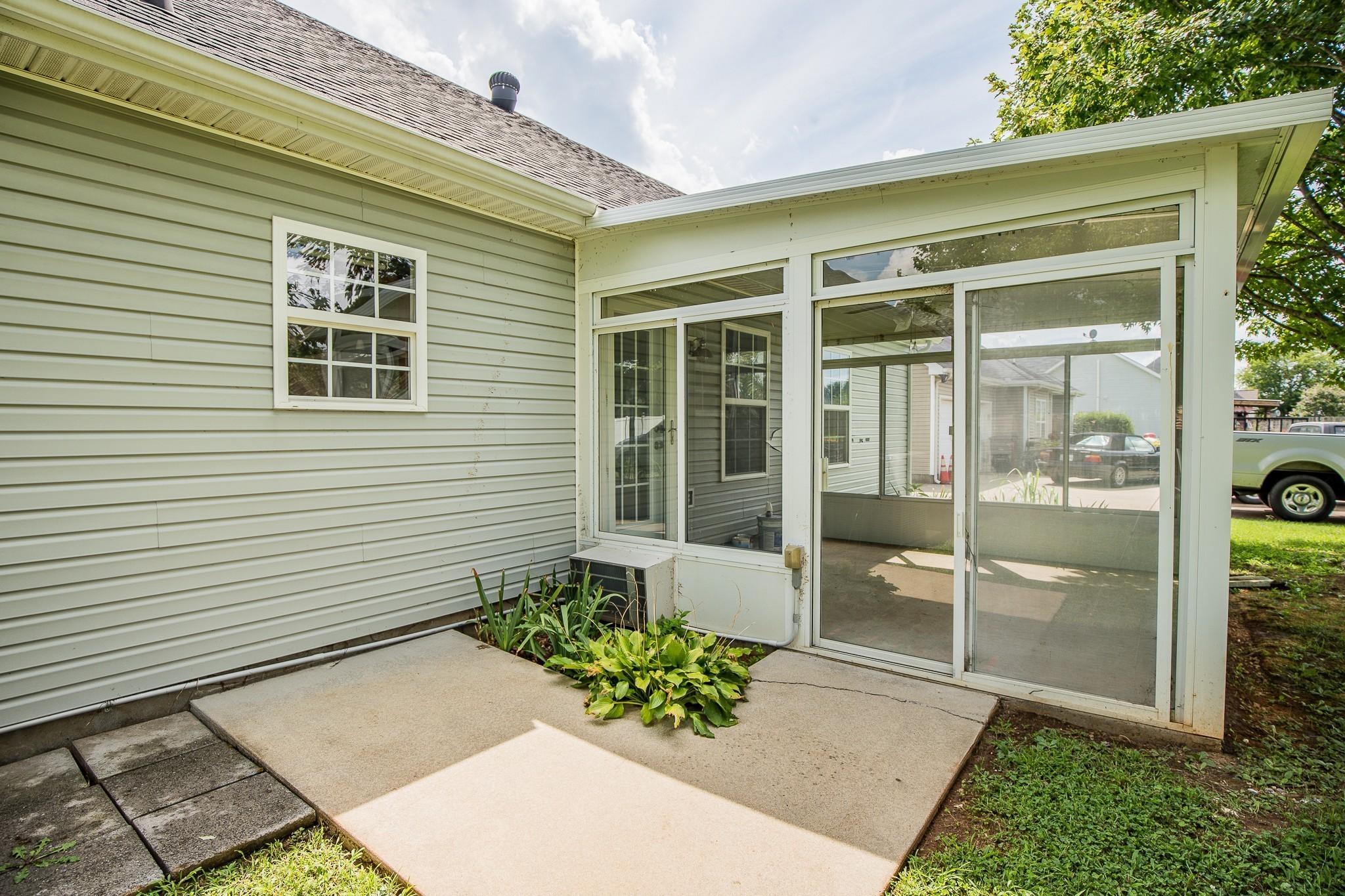 5024 Tricia Place Murfreesboro TN 37129