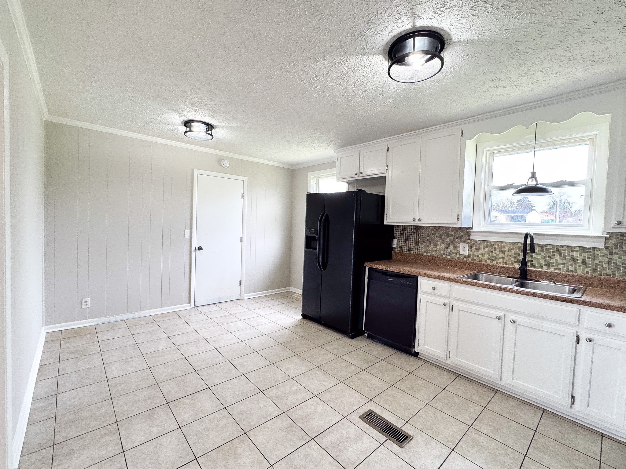 904 Highway 52, E Portland TN 37148