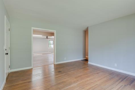 4981 Edmondson Pike Nashville TN 37211