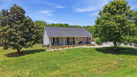 23 Smokey Circle Petersburg TN 37144