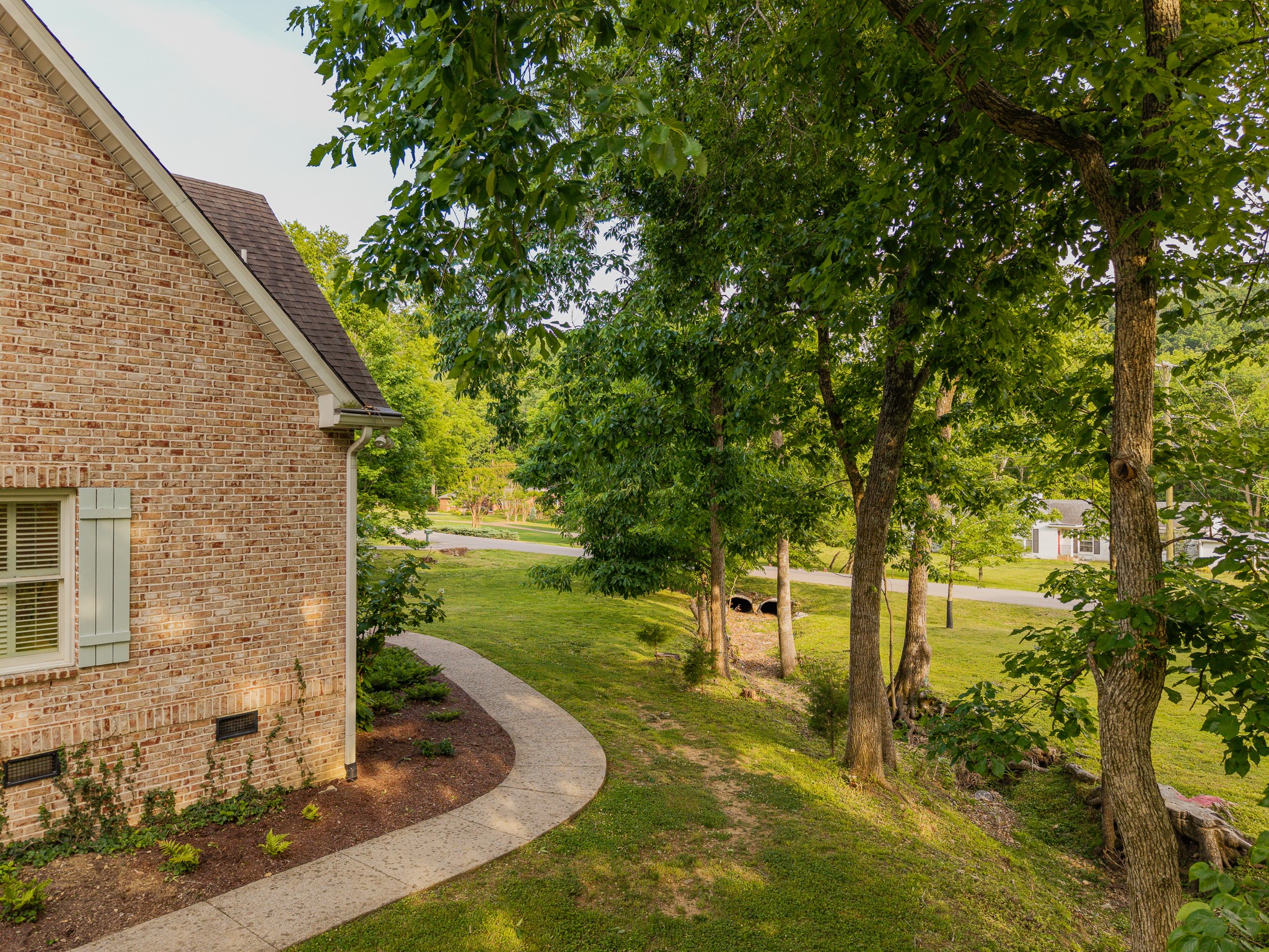 1000 Norfleet Drive Nashville TN 37220