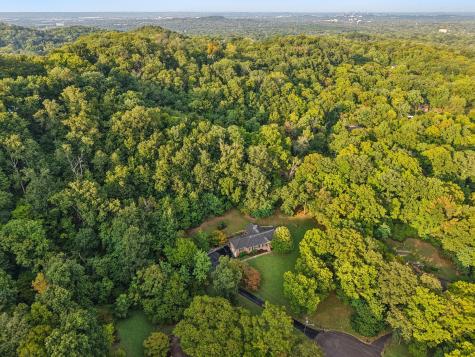 6601 Harcourt Circle Nashville TN 37205
