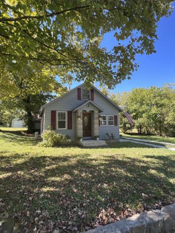 962 3rd Street Tracy City TN 37387