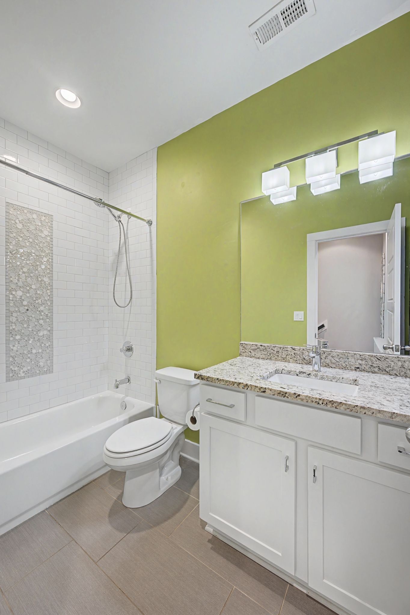 1802B 7th Avenue, N Nashville TN 37208
