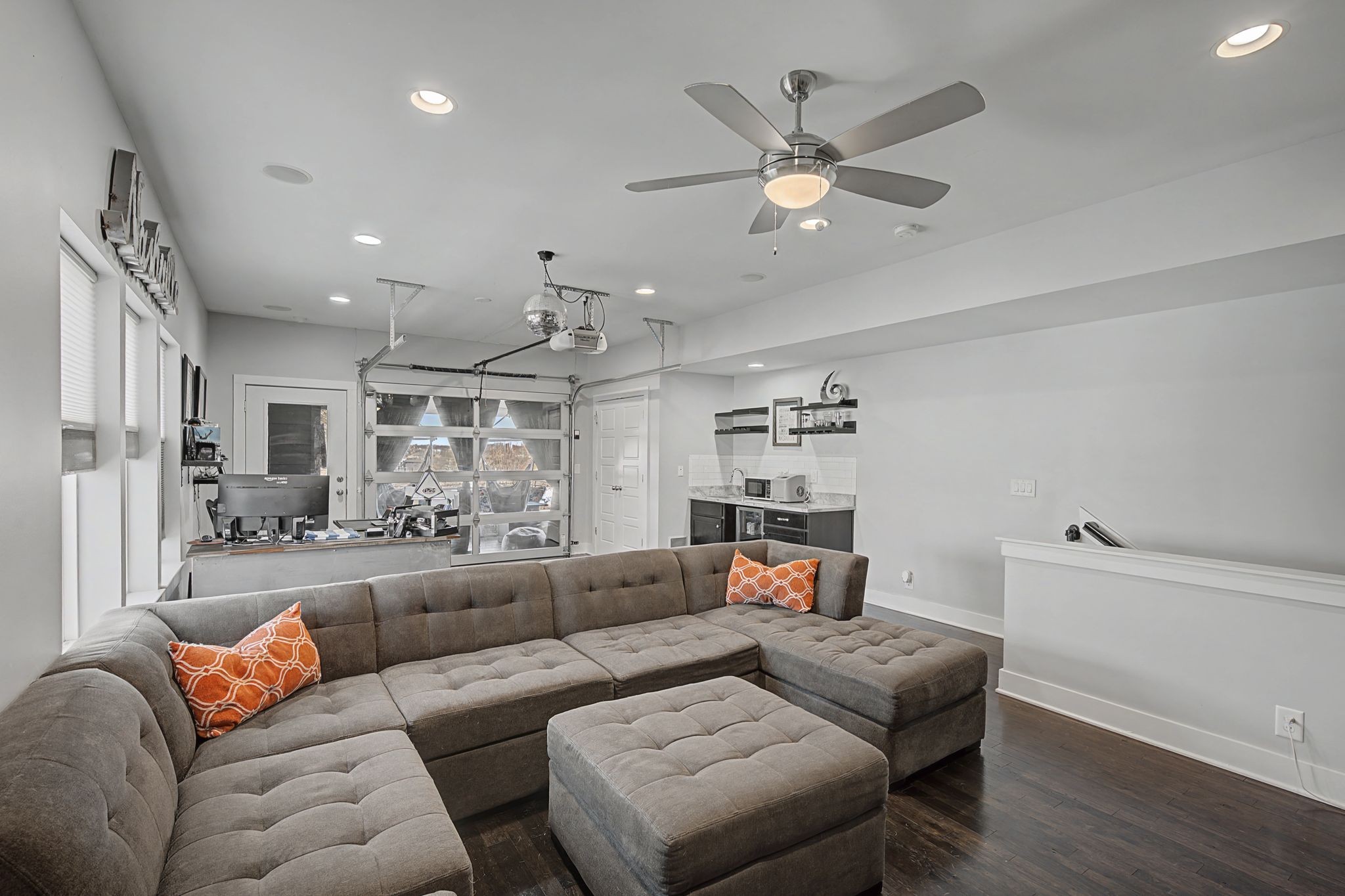 1802B 7th Avenue, N Nashville TN 37208