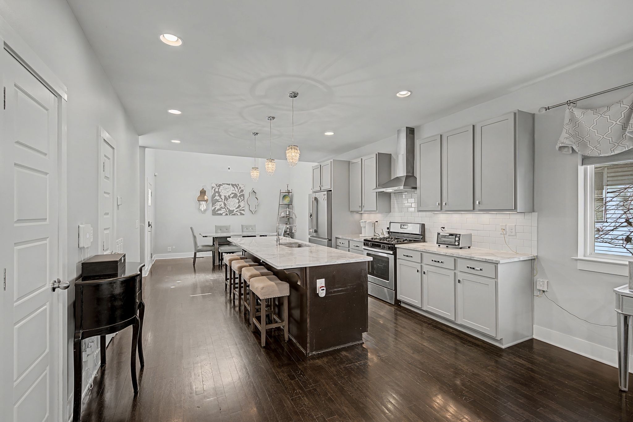 1802B 7th Avenue, N Nashville TN 37208