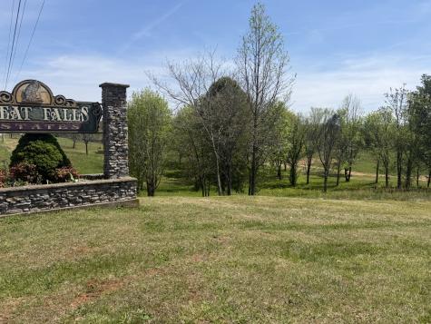 11527 Mcminnville Highway Walling TN 38587