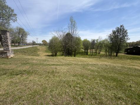 11527 Mcminnville Highway Walling TN 38587