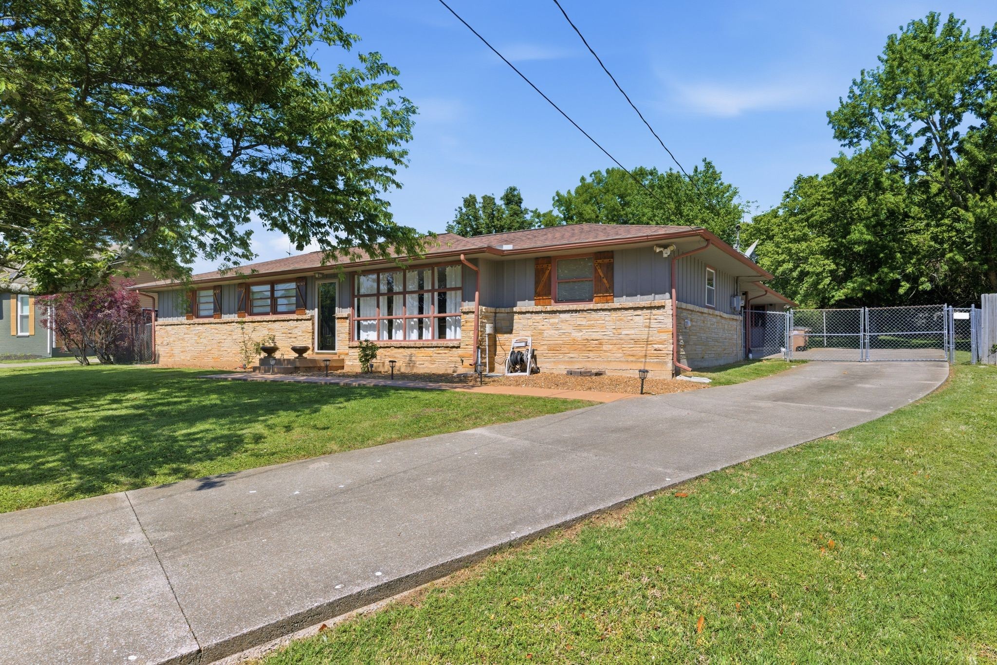 1047 Mitchell Road Nashville TN 37206