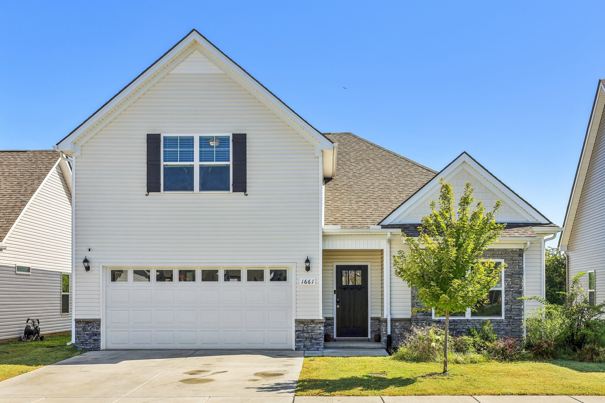 1661 Secretariat Trace Murfreesboro TN 37128